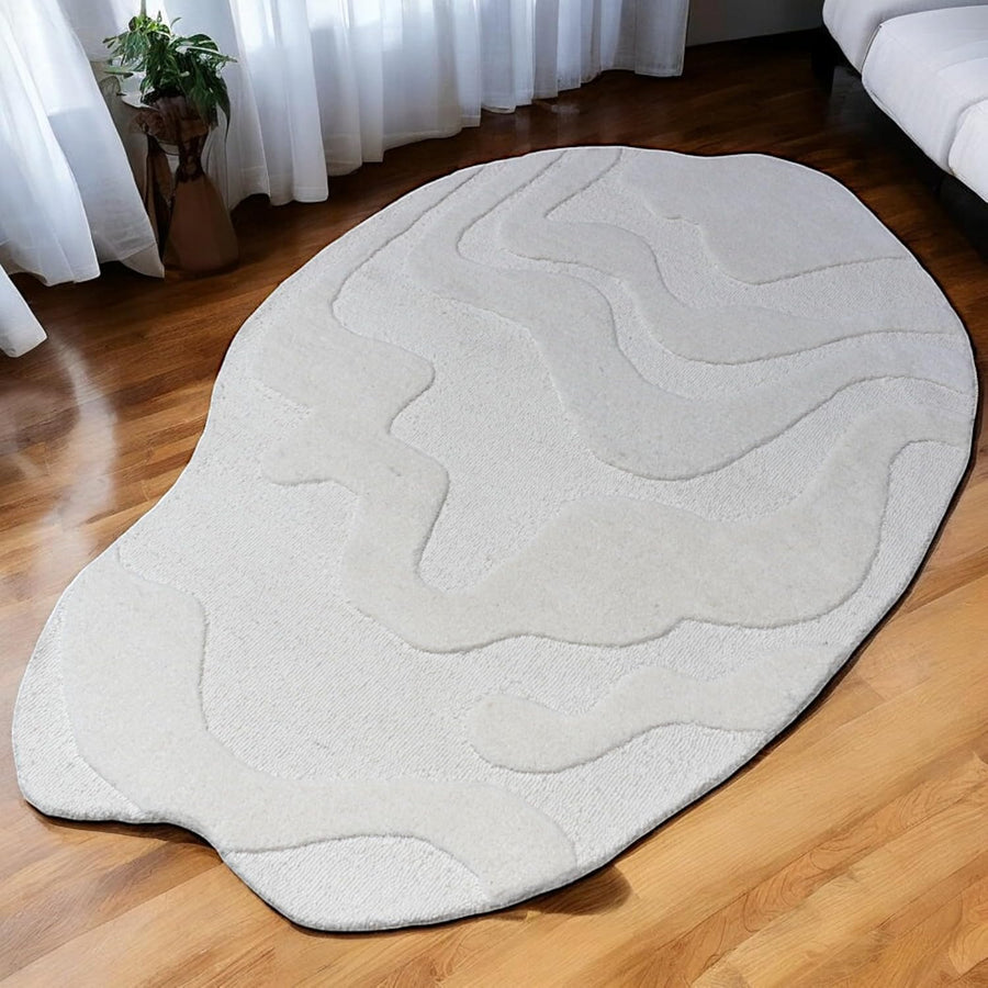 Handmade Wool Area Rug – Irregular Shape, Modern Wavy Contour,
