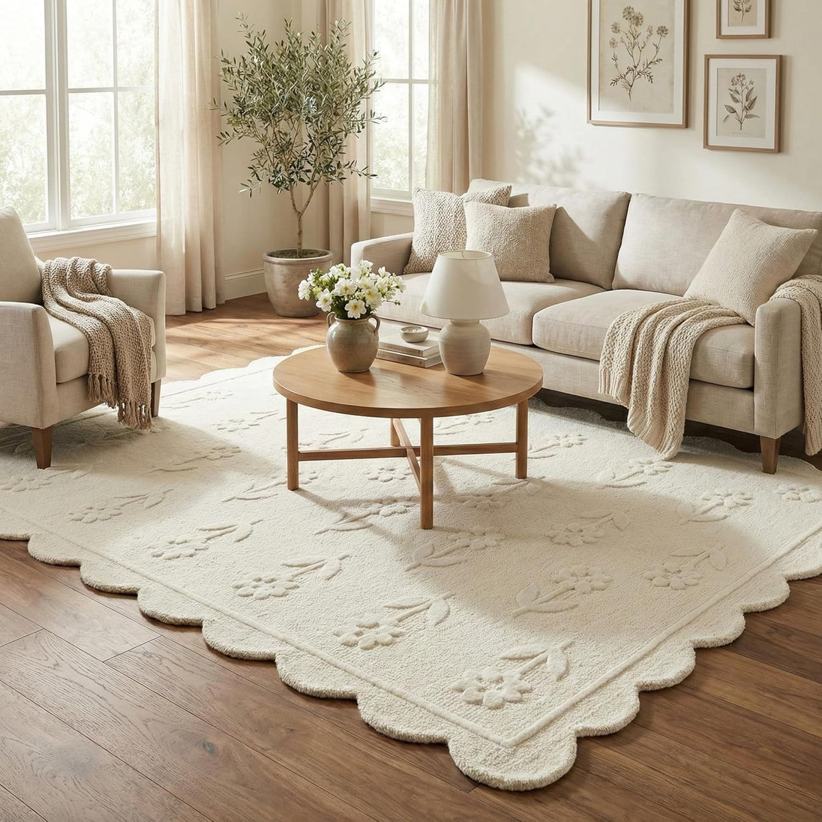 Jessa Scallop Floral Wool Area Rug