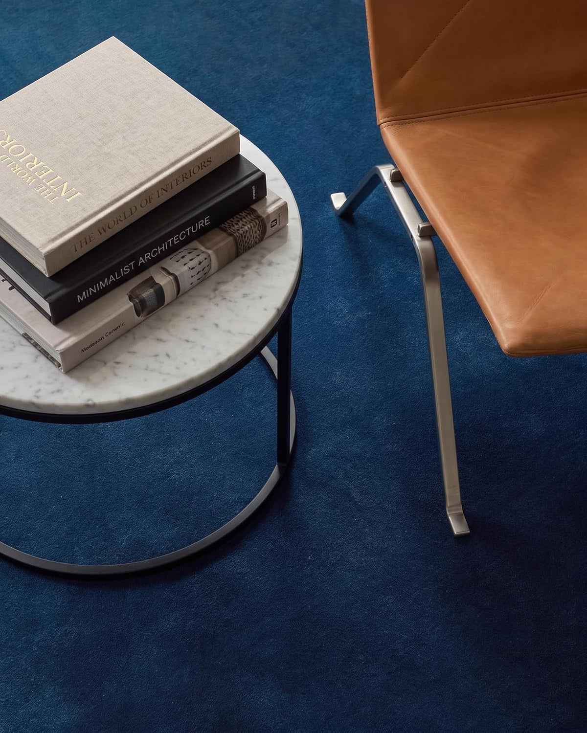 Solid Hand-Tufted Wool Area Rug – Minimalist Modern